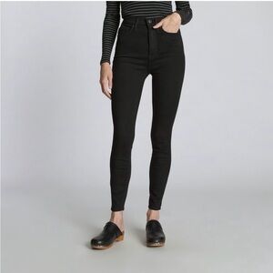 Everlane Women's Skinny Jeans - Black